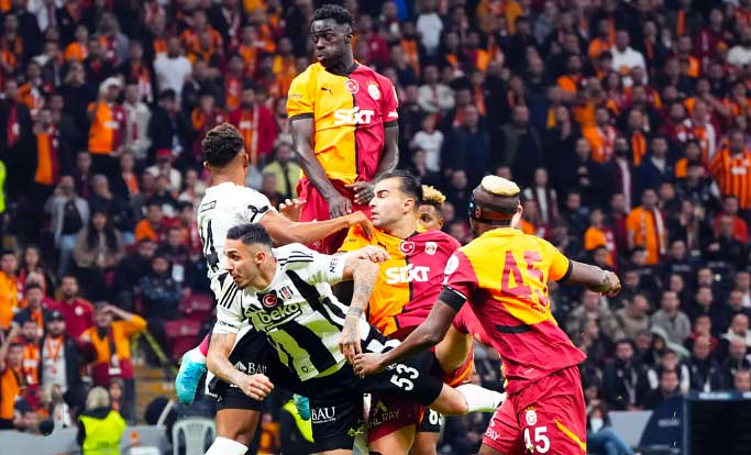 Galatasaray ve Beşiktaş maçı güçlü iki kadronun birbiriyle çarpışacağı seyir zevki yüksek bir derbi olacak.